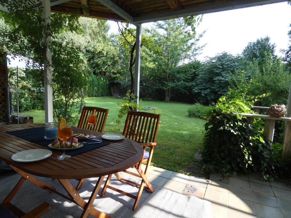 Gartenwohnung Juliana Gstadt Laeufers Chiemsee Holiday Home Gstadt am Chiemsee Eksteriør billede